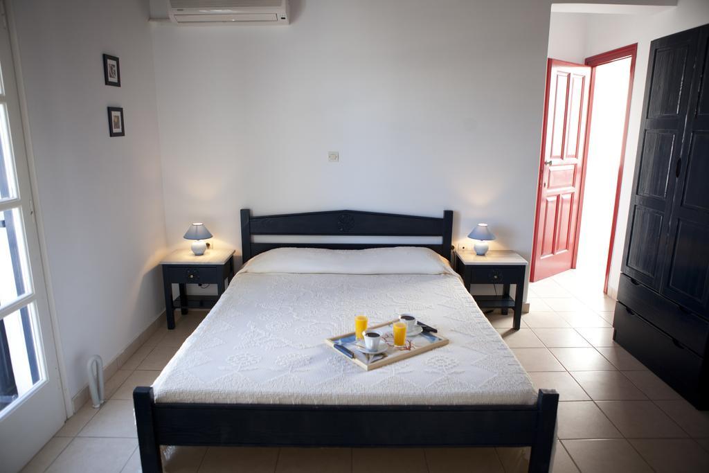 Elisso'S Philoxenia Aparthotel อาโยส โพรโกปิออส ภายนอก รูปภาพ