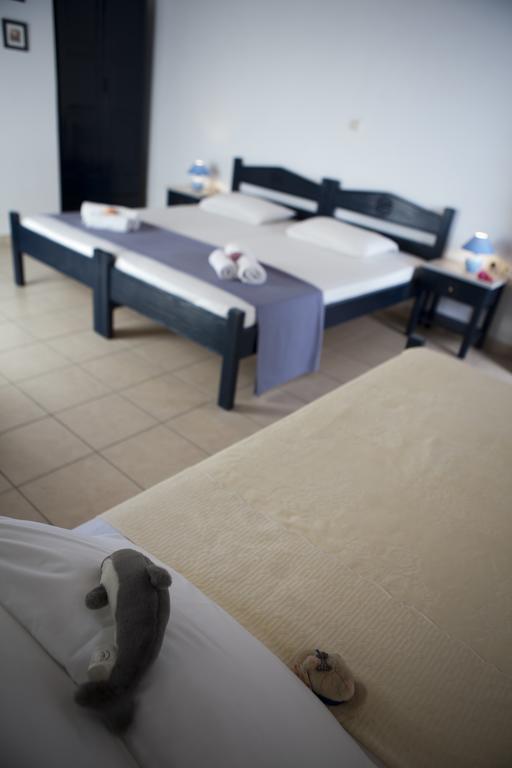 Elisso'S Philoxenia Aparthotel อาโยส โพรโกปิออส ภายนอก รูปภาพ