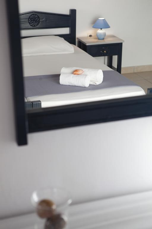 Elisso'S Philoxenia Aparthotel อาโยส โพรโกปิออส ภายนอก รูปภาพ